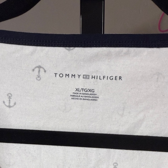Tommy Hilfiger White Anchor Short Sleeve Tee NWOT - Picture 2 of 5